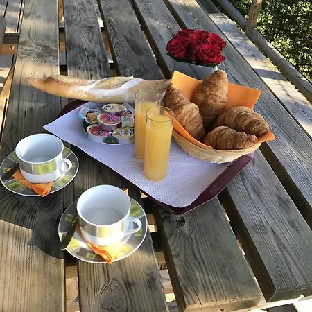 Kamp alanı Les Chevrefeuilles 4*