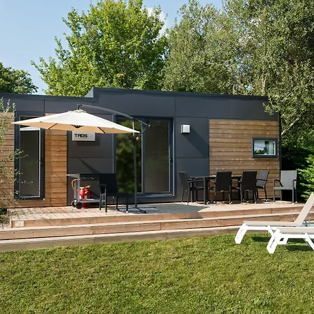 Les Chevrefeuilles 4* רויאן