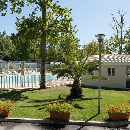 캠프장 Les Chevrefeuilles