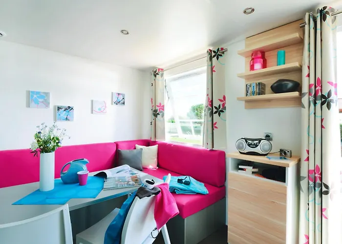 Les Chevrefeuilles Parque de Campismo 4*