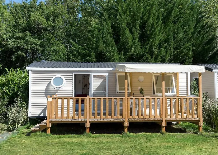 Les Chevrefeuilles Parque de Campismo 4*